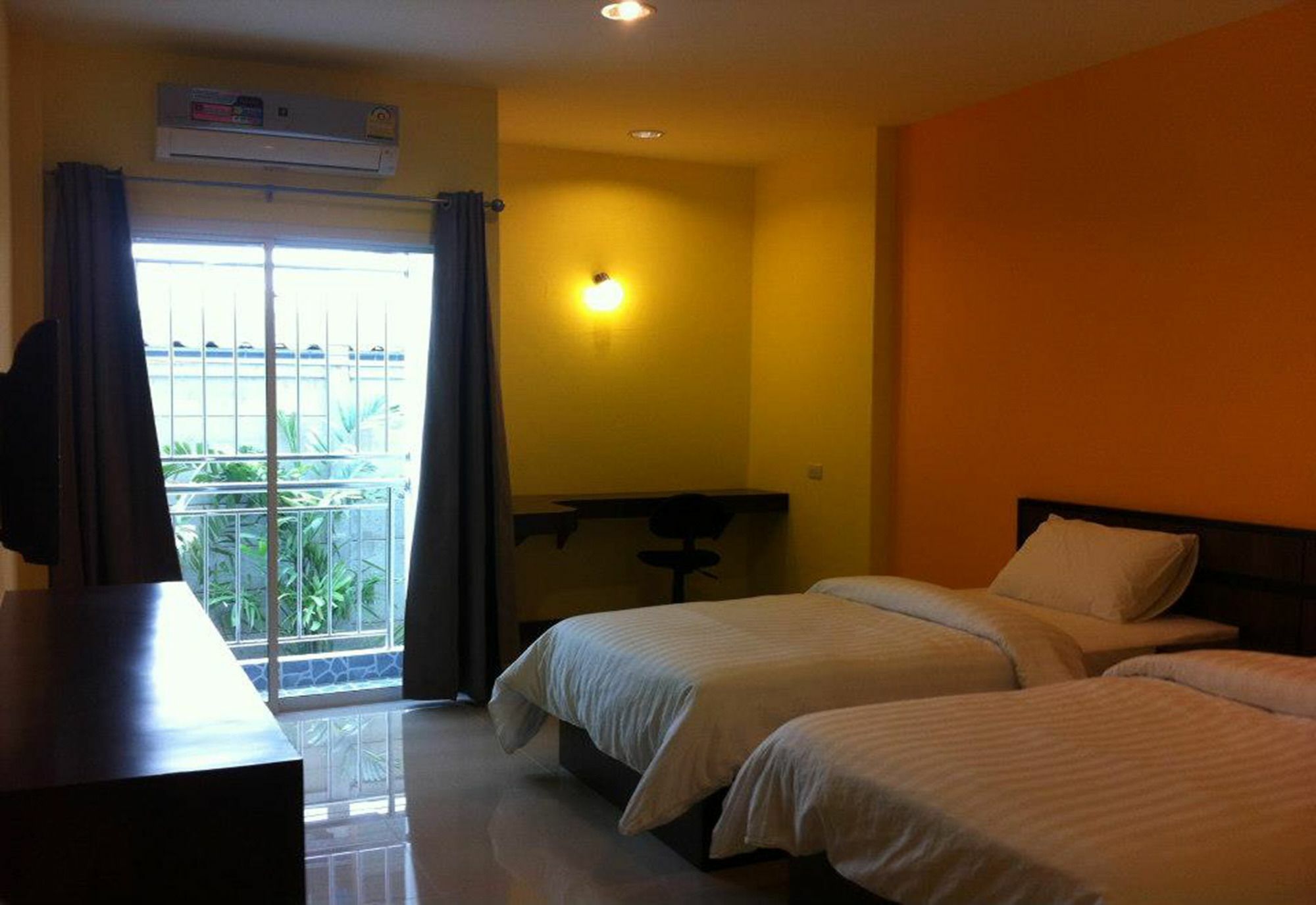 The Mondrian Khon Kaen Apartment Bagian luar foto